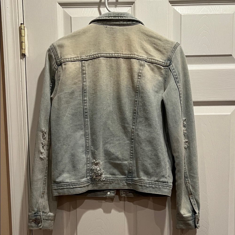 Bleached Denim jacket with Alien patch - Picture 9 of 11
